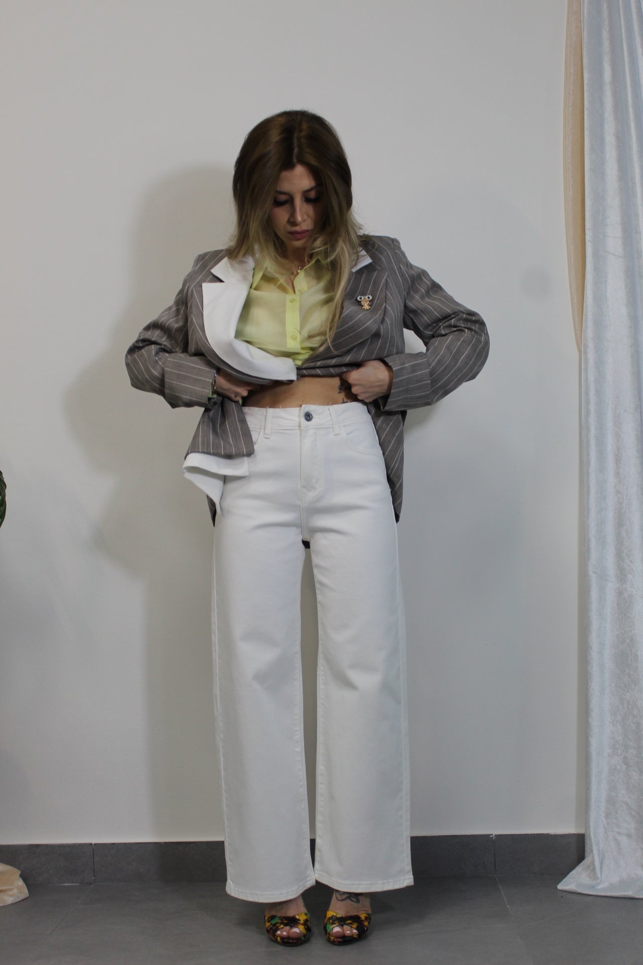Jeans white