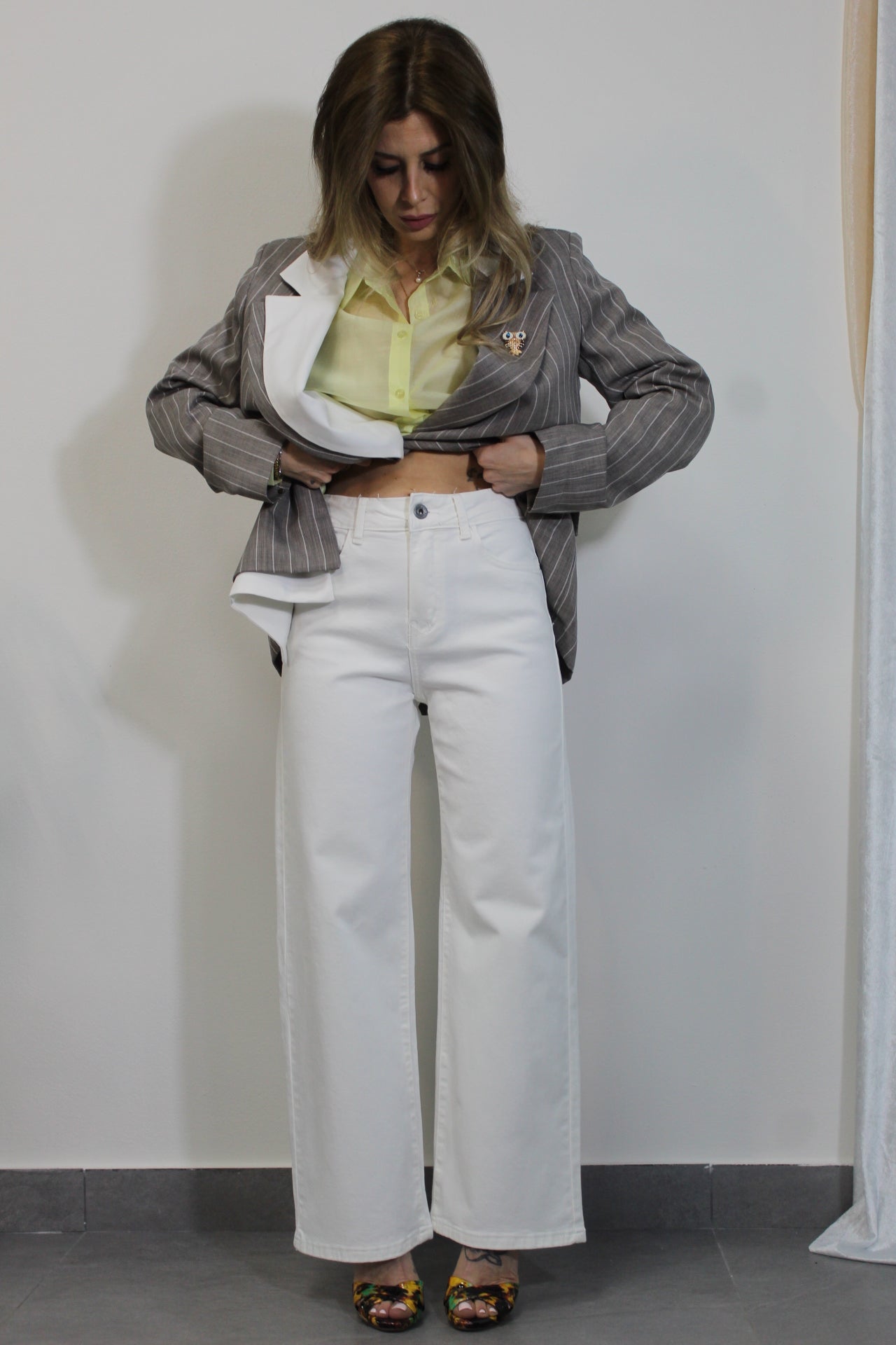 Jeans white