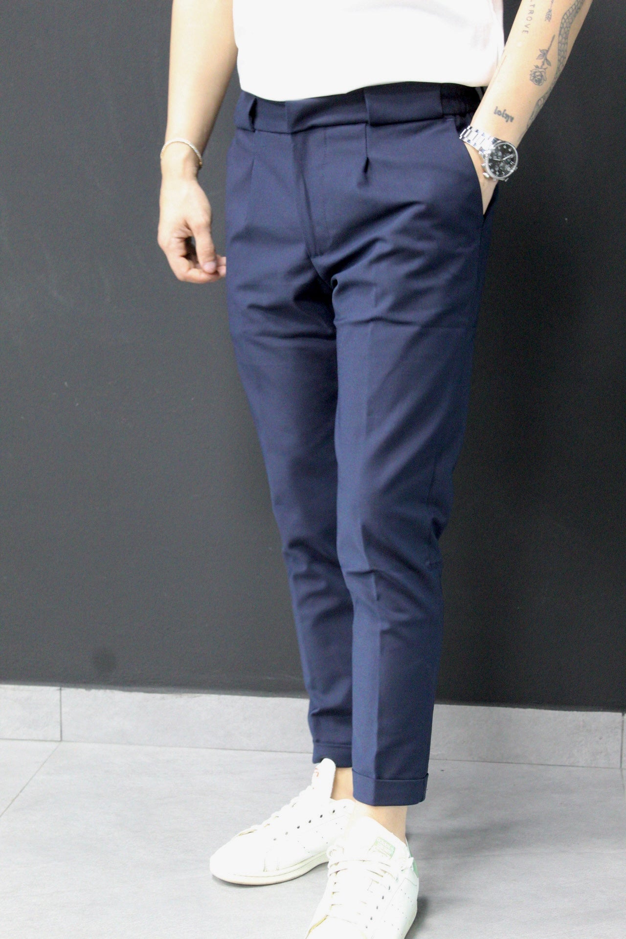 Pantalone blu classico